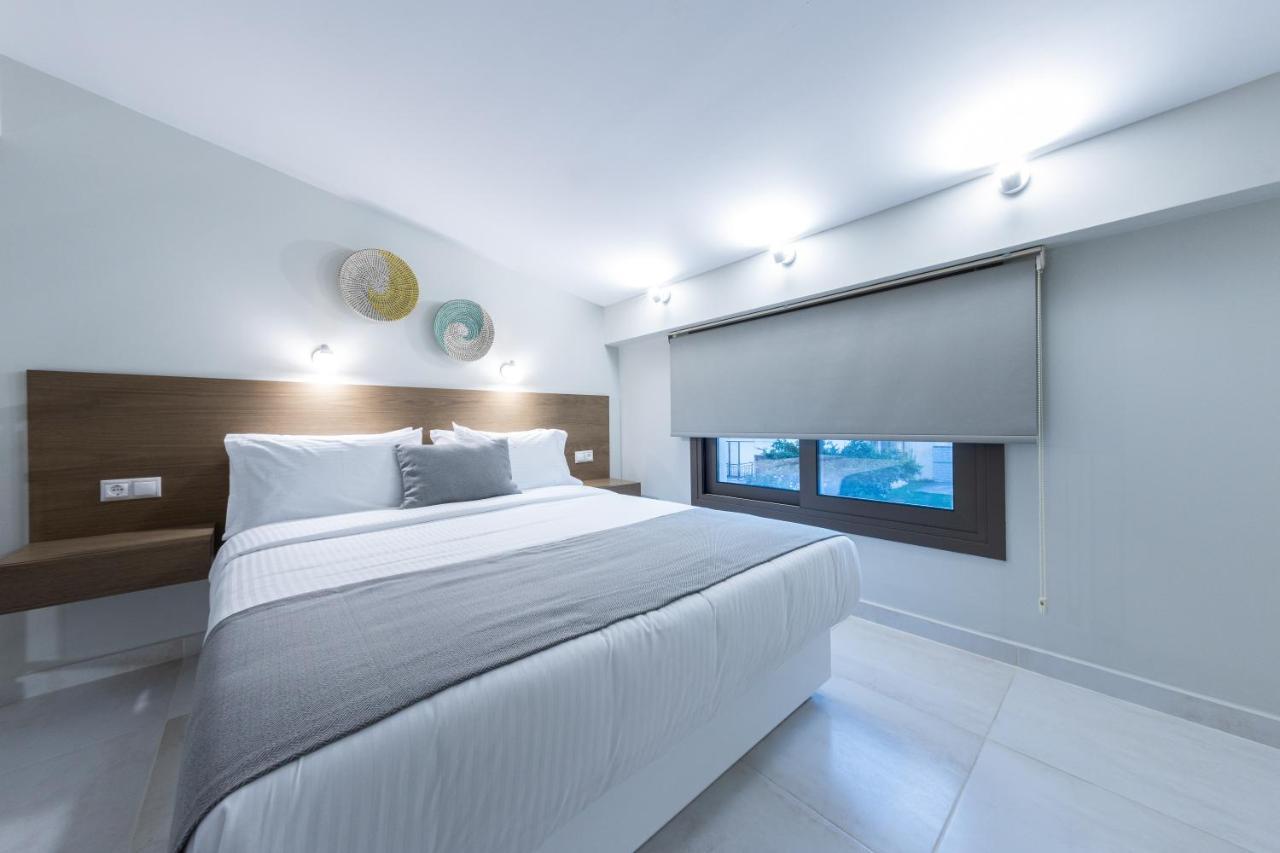 Ammos Luxury Apartments Nea Vrasna Exterior photo